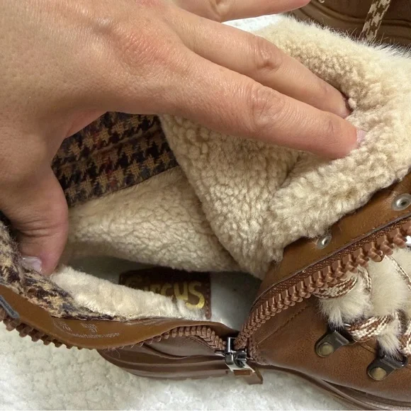 Circus by Sam Edelman Gretchen Shearling Hiker Boots Women’s Size 7 NWOB - Picture 8 of 14